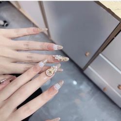-LILY NAILS美甲美睫
