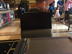 -大中华希尔顿酒店-念自助餐·嗨啤·小龙虾