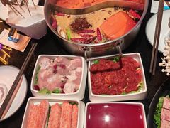 -唯爱KTV聚会餐厅(仙林东城汇店)