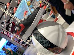 -NIKE KICKS LOUNGE体验店(北京新中关店)