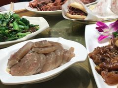 -漕河全驴宴饭店(徐水店)