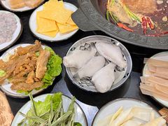 -重庆故事姊妹老火锅(财经学院店)