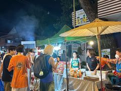 -周日夜市