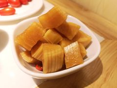 泡萝卜-六少·猪肚包鸡火锅(卓悦INTOWN店)