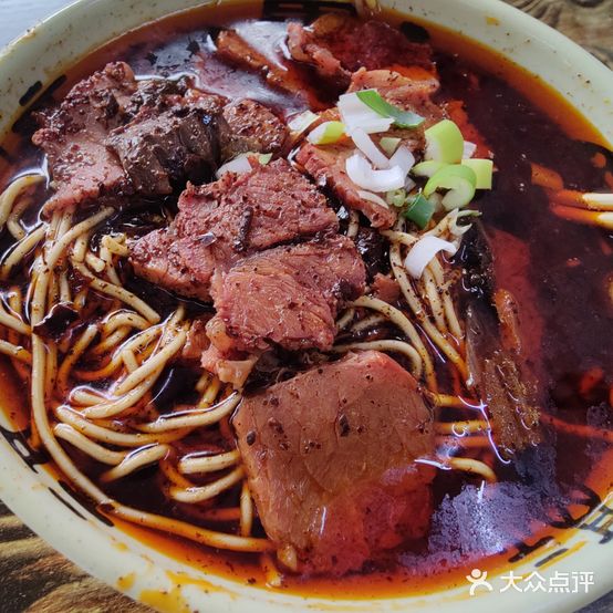 三元路李家牛肉面馆(长征路店)