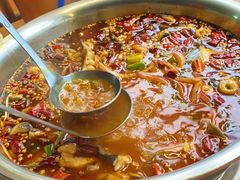特色梭边鱼位-重庆鱼美佳火锅(四川师大店)