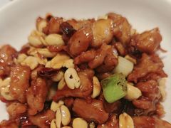 宫保鸡丁-椒爱水煮鱼川菜(月星环球港店)