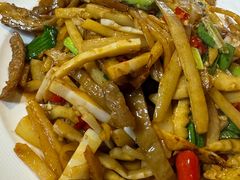 -牛八宝桂林米粉(八里庄店)