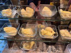 -半岛翡丽海鲜自助餐厅(观风亭店)
