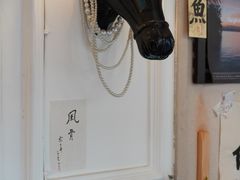 -Moses写字咖啡