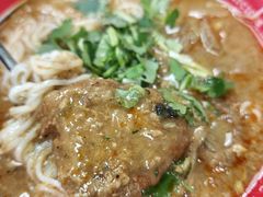 -002鱼汤粉(龍園店)