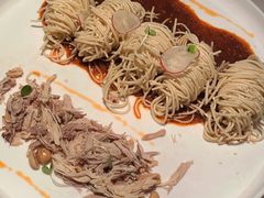 鸡丝拌面-桂满陇天书(南京德基旗舰店)