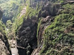 -龙水峡地缝景区