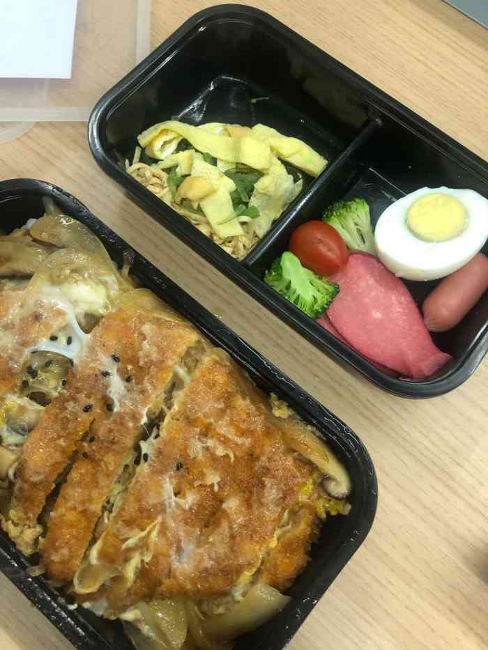 武思丼(张江店)-"意外发现有这么家外卖,看起来颜值不错抱着.