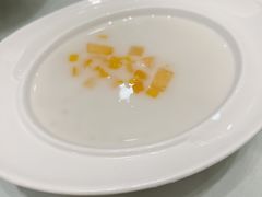 -香山湖家家宴(中山陵店)
