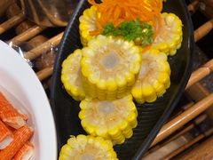 -老牌坊云南鱼豆花火锅(哈西万达店)