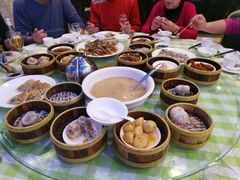 -快乐海鲜城(虎泉街店)