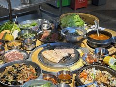 -姜虎东白丁烤肉(恒隆广场店)