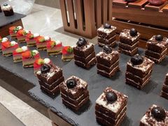 -武汉世茂希尔顿酒店·汇·全日餐厅