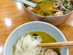 -叶伟胡辣壳面(两路口店)