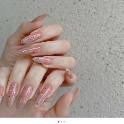 -悦指间美甲美睫