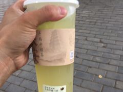 手捣白桃乌龙-茶话弄(咖啡·中贸广场店)