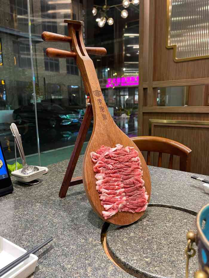 索伦旗纯羊涮肉坊(通州东郎店)-"[薄荷]环境: 环境非常有特色,大草原