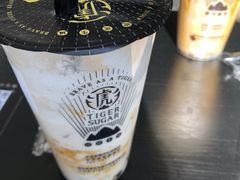 老虎堂波霸厚鲜奶-老虎堂TIGER SUGAR