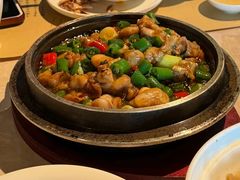 石锅蛙仔-荣小馆(椒江青悦城店)
