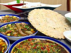 -官塘陈记鱼生·潮汕砂锅粥·牛肉火锅(潮枫路总店)