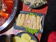 -谭鸭血老火锅(龙湖宝山天街店)