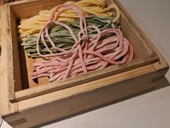 -左庭右院鲜牛肉火锅(金山万达店)