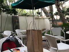 露天位-星巴克臻选(广州沙面店)