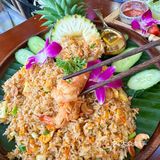 在版纳！这家高空江景餐厅太适合约会了吧🍴