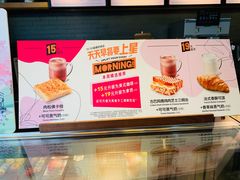-星巴克臻选(莘庄仲盛店)