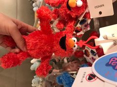 -名创优品(广东东莞东城万达2店)