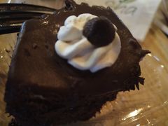 -Cha Café and Bistro