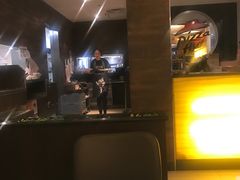 -必胜客(环球店)