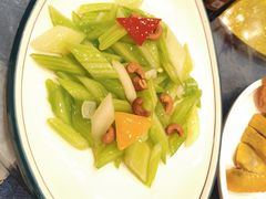 -御沪沪味园.融合菜.海鲜(斜土路店)