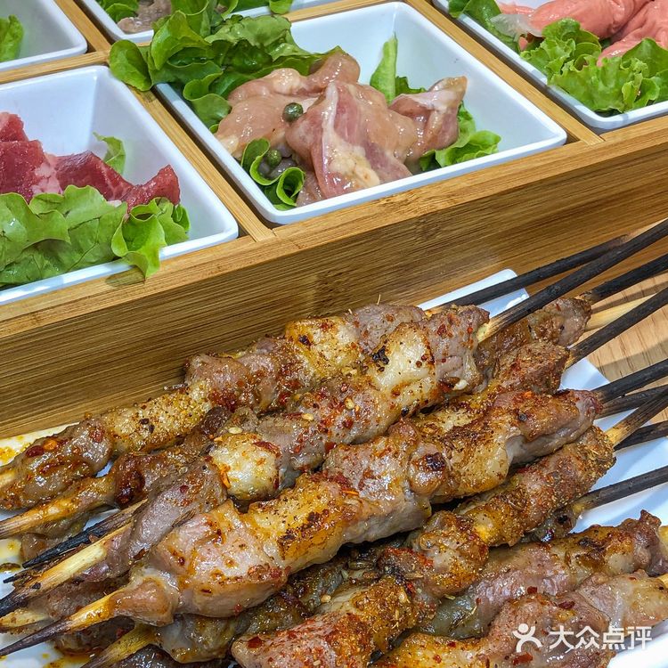武圣羊汤你太会了‼竟然上新了九宫格烤肉🍖
