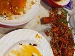 -老街烧烤大排档·地道湖北菜·龙虾馆(汉口火车站店)