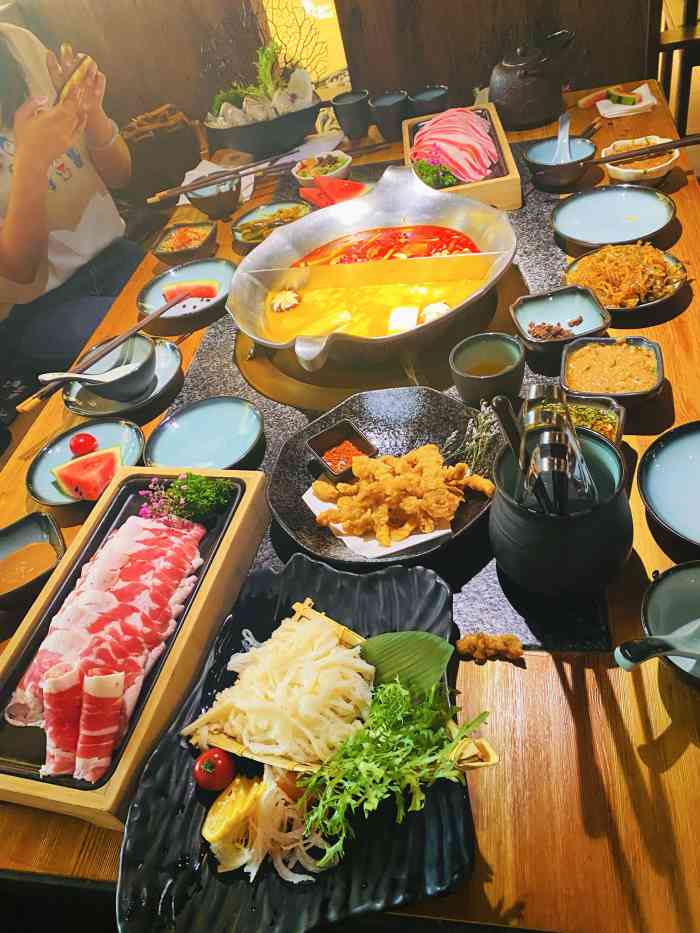 凑凑火锅茶憩长楹天街店