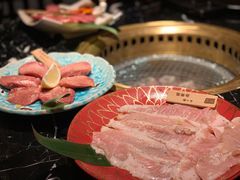 -山川小町·极番烧肉(新地假日广场店)