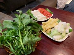 -野菌皇海景野生菌火锅(滨海大道店)