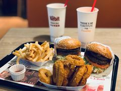 -The Habit Burger Grill 哈比特汉堡(复兴soho店)