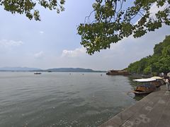 -李犟大爆鳝面·手工蟹黄包(湖滨西湖店)