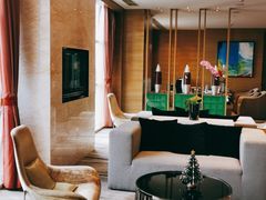 -青岛富力艾美酒店