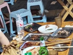-老兰家传统烧烤炒菜泡馍(小南门店)