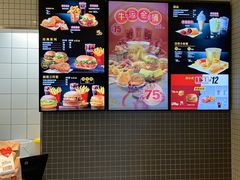 -麦当劳(浦江镇绿地乐和城店)
