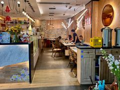 -樾餐厅泰式海鲜火锅(民歌湖店)